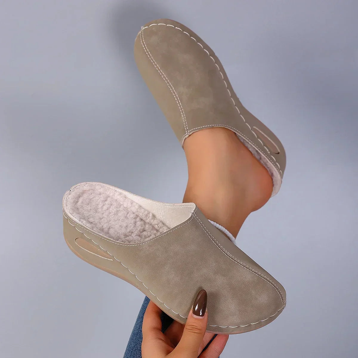 Anni™ - Orthopädische Hausschuhe aus Fleece