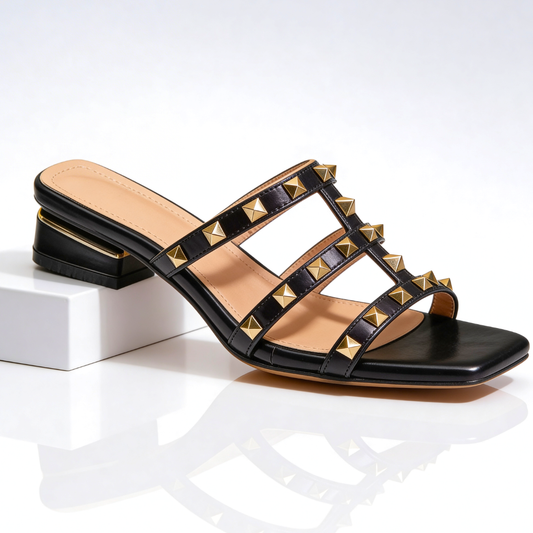 Edith™ - Sandalen mit Nieten